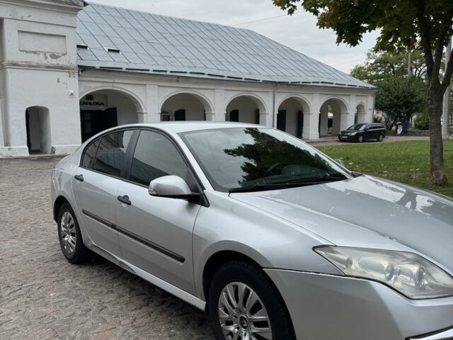 Серый Рено Лагуна, объемом двигателя 1.5 л и пробегом 355 тыс. км за 3999 $, фото 4 на Automoto.ua