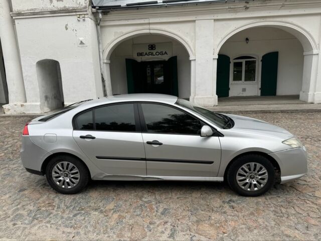 Серый Рено Лагуна, объемом двигателя 1.5 л и пробегом 355 тыс. км за 3999 $, фото 5 на Automoto.ua