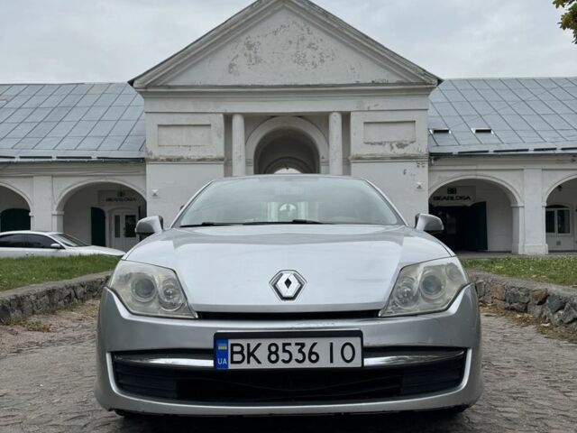 Серый Рено Лагуна, объемом двигателя 1.5 л и пробегом 355 тыс. км за 3999 $, фото 2 на Automoto.ua