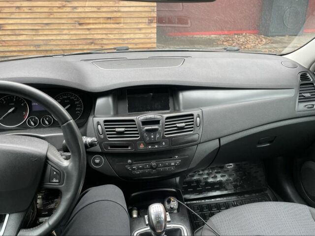 Серый Рено Лагуна, объемом двигателя 1.5 л и пробегом 370 тыс. км за 6000 $, фото 9 на Automoto.ua