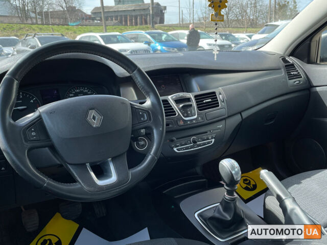 Сірий Рено Лагуна, об'ємом двигуна 2 л та пробігом 210 тис. км за 5600 $, фото 27 на Automoto.ua