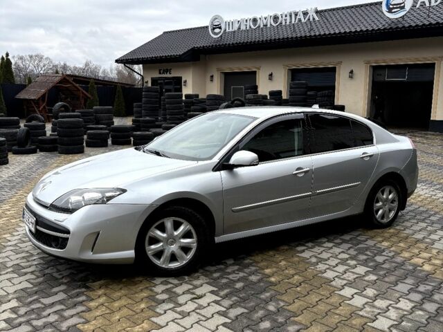 Серый Рено Лагуна, объемом двигателя 0 л и пробегом 240 тыс. км за 5999 $, фото 1 на Automoto.ua