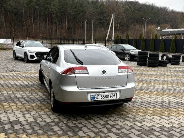 Серый Рено Лагуна, объемом двигателя 0 л и пробегом 240 тыс. км за 5999 $, фото 9 на Automoto.ua