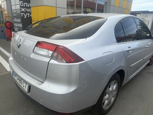 Рено Лагуна 2010 в Киеве на Automoto.ua Серый Рено Лагуна, объемом двигателя 1.5 л и пробегом 320 тыс. км за 5800 $, фото 4 на Automoto.ua