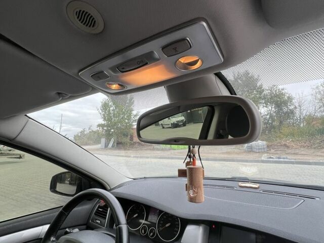 Сірий Рено Лагуна, об'ємом двигуна 1.5 л та пробігом 235 тис. км за 6999 $, фото 15 на Automoto.ua