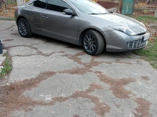 Серый Рено Лагуна, объемом двигателя 2 л и пробегом 260 тыс. км за 6950 $, фото 7 на Automoto.ua