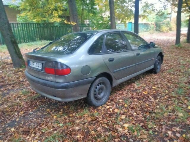 Серый Рено Лагуна, объемом двигателя 0 л и пробегом 135 тыс. км за 750 $, фото 3 на Automoto.ua