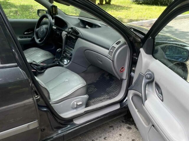 Серый Рено Лагуна, объемом двигателя 2.9 л и пробегом 3 тыс. км за 1800 $, фото 4 на Automoto.ua