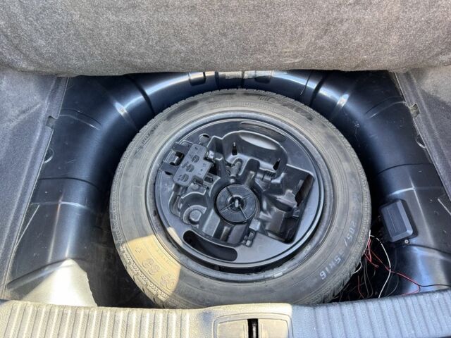 Серый Рено Лагуна, объемом двигателя 2 л и пробегом 250 тыс. км за 2300 $, фото 6 на Automoto.ua