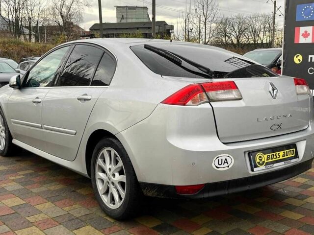 Серый Рено Лагуна, объемом двигателя 2 л и пробегом 227 тыс. км за 5550 $, фото 4 на Automoto.ua