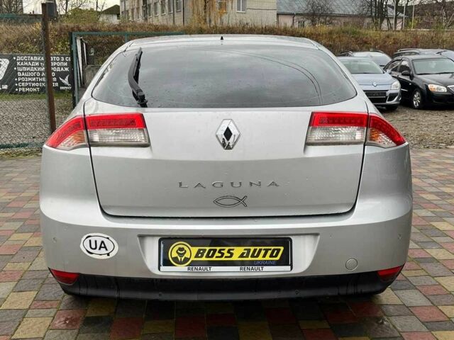 Серый Рено Лагуна, объемом двигателя 2 л и пробегом 227 тыс. км за 5550 $, фото 5 на Automoto.ua