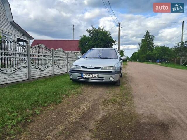 Сірий Рено Лагуна, об'ємом двигуна 1.6 л та пробігом 214 тис. км за 3700 $, фото 7 на Automoto.ua
