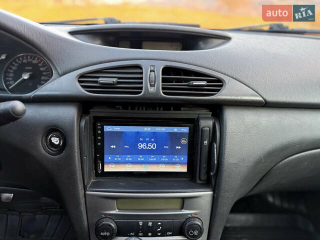 Серый Рено Лагуна, объемом двигателя 1.9 л и пробегом 300 тыс. км за 2200 $, фото 15 на Automoto.ua