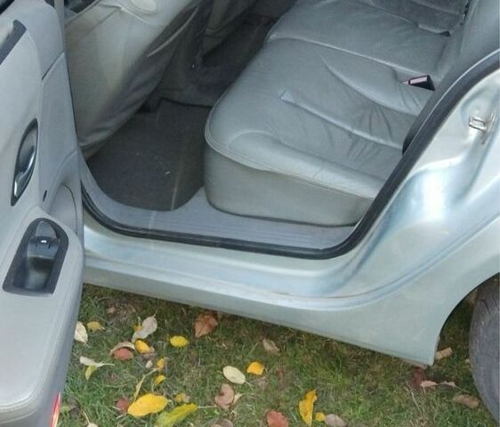 Серый Рено Лагуна, объемом двигателя 1.9 л и пробегом 340 тыс. км за 1750 $, фото 3 на Automoto.ua