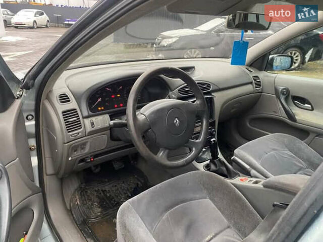 Сірий Рено Лагуна, об'ємом двигуна 1.6 л та пробігом 400 тис. км за 2400 $, фото 5 на Automoto.ua