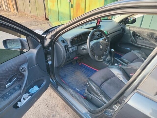 Серый Рено Лагуна, объемом двигателя 1.8 л и пробегом 270 тыс. км за 3800 $, фото 3 на Automoto.ua