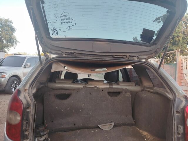 Сірий Рено Лагуна, об'ємом двигуна 0 л та пробігом 400 тис. км за 834 $, фото 5 на Automoto.ua