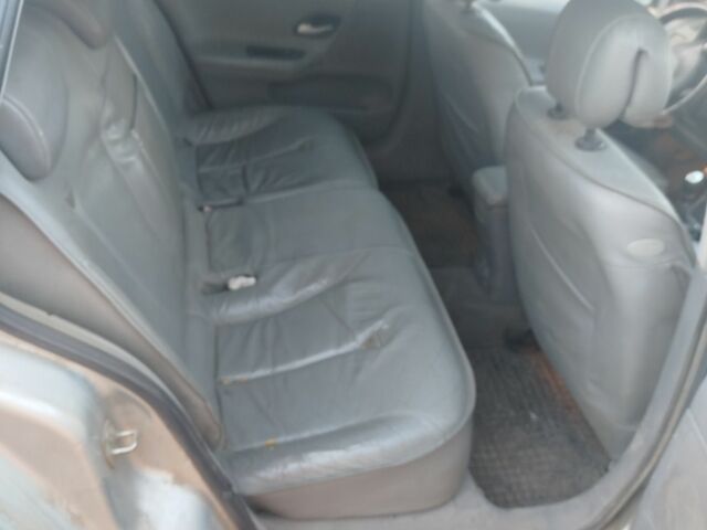 Сірий Рено Лагуна, об'ємом двигуна 0 л та пробігом 400 тис. км за 834 $, фото 6 на Automoto.ua