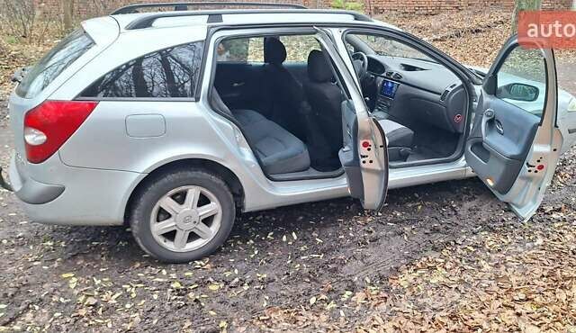 Сірий Рено Лагуна, об'ємом двигуна 1.6 л та пробігом 298 тис. км за 3400 $, фото 4 на Automoto.ua