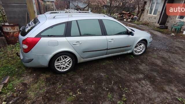 Серый Рено Лагуна, объемом двигателя 2 л и пробегом 294 тыс. км за 3600 $, фото 6 на Automoto.ua
