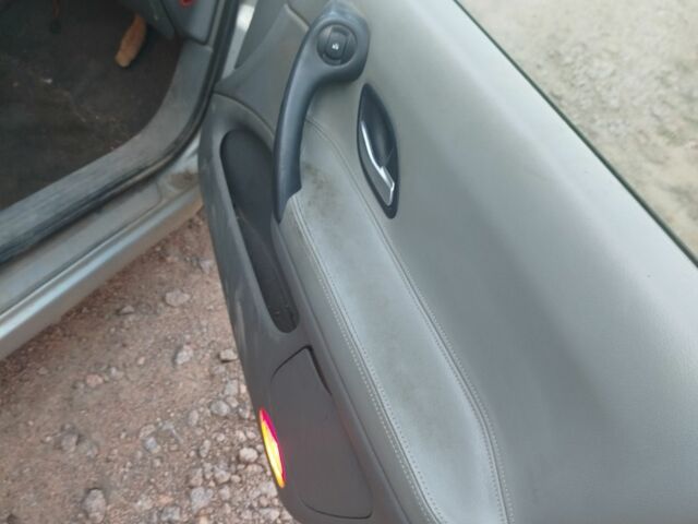 Сірий Рено Лагуна, об'ємом двигуна 0 л та пробігом 400 тис. км за 834 $, фото 8 на Automoto.ua