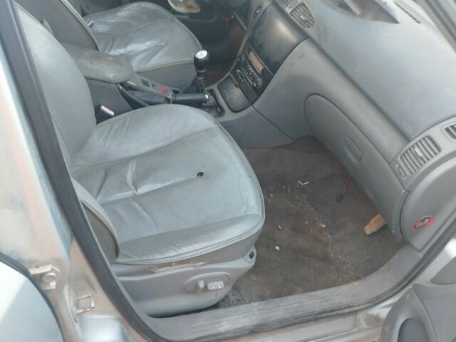 Сірий Рено Лагуна, об'ємом двигуна 0 л та пробігом 400 тис. км за 834 $, фото 7 на Automoto.ua