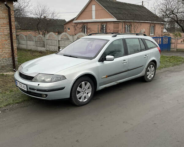 Серый Рено Лагуна, объемом двигателя 1.6 л и пробегом 400 тыс. км за 2300 $, фото 1 на Automoto.ua