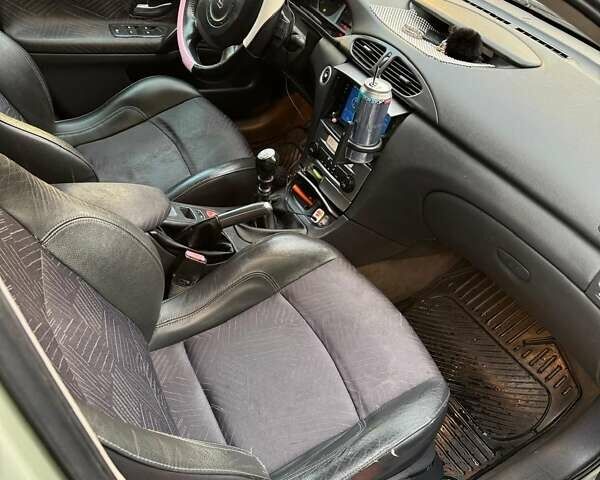 Рено Лагуна 2001 в Тернополе на Automoto.ua Серый Рено Лагуна, объемом двигателя 1.9 л и пробегом 293 тыс. км за 3333 $, фото 4 на Automoto.ua