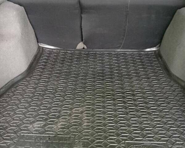 Серый Рено Лагуна, объемом двигателя 1.87 л и пробегом 316 тыс. км за 3700 $, фото 9 на Automoto.ua