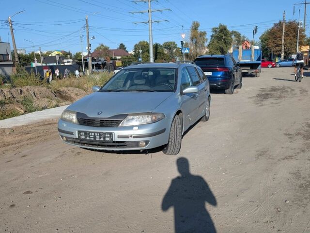 Серый Рено Лагуна, объемом двигателя 0 л и пробегом 250 тыс. км за 750 $, фото 1 на Automoto.ua