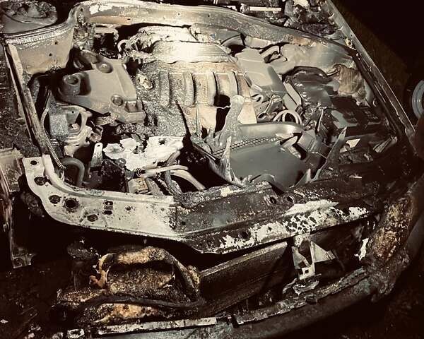 Серый Рено Лагуна, объемом двигателя 1.6 л и пробегом 320 тыс. км за 1000 $, фото 4 на Automoto.ua