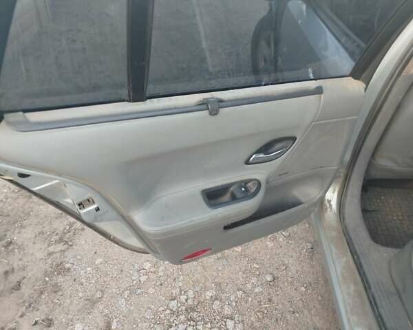 Сірий Рено Лагуна, об'ємом двигуна 0 л та пробігом 400 тис. км за 720 $, фото 12 на Automoto.ua