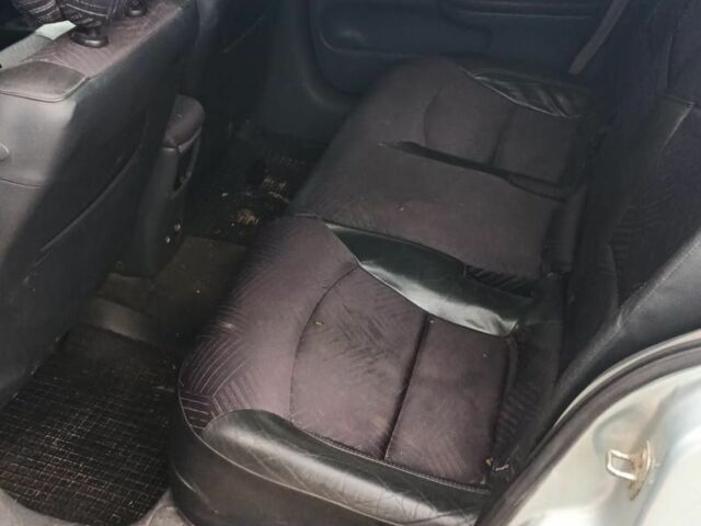 Серый Рено Лагуна, объемом двигателя 2.2 л и пробегом 310 тыс. км за 1400 $, фото 2 на Automoto.ua