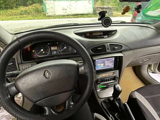 Серый Рено Лагуна, объемом двигателя 1.8 л и пробегом 311 тыс. км за 2300 $, фото 7 на Automoto.ua