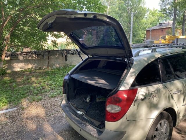 Серый Рено Лагуна, объемом двигателя 1.9 л и пробегом 300 тыс. км за 2900 $, фото 7 на Automoto.ua