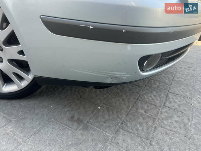 Серый Рено Лагуна, объемом двигателя 2.19 л и пробегом 240 тыс. км за 3000 $, фото 10 на Automoto.ua