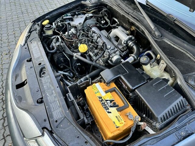 Серый Рено Лагуна, объемом двигателя 1.9 л и пробегом 420 тыс. км за 2650 $, фото 11 на Automoto.ua