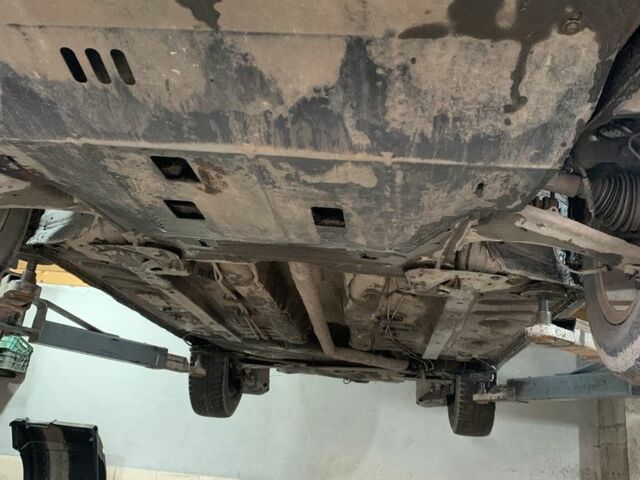 Серый Рено Лагуна, объемом двигателя 1.9 л и пробегом 330 тыс. км за 3850 $, фото 7 на Automoto.ua