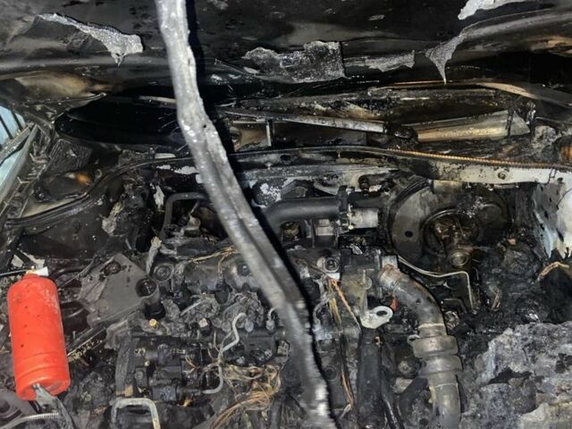 Серый Рено Лагуна, объемом двигателя 1.9 л и пробегом 20 тыс. км за 1500 $, фото 1 на Automoto.ua