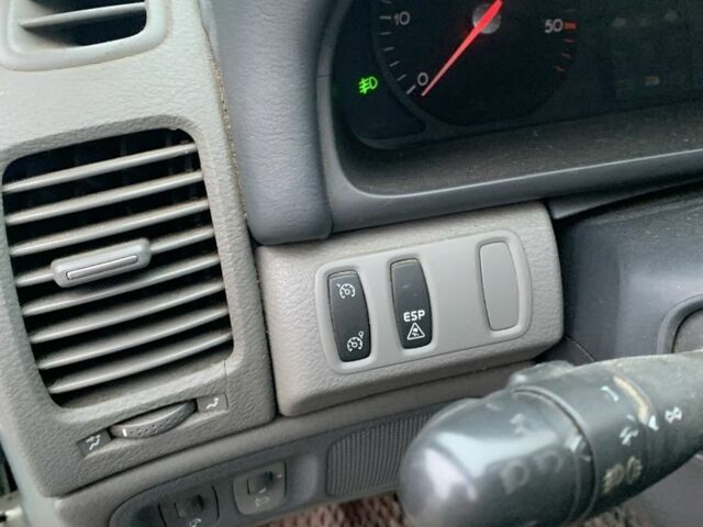 Серый Рено Лагуна, объемом двигателя 1.9 л и пробегом 330 тыс. км за 3850 $, фото 13 на Automoto.ua