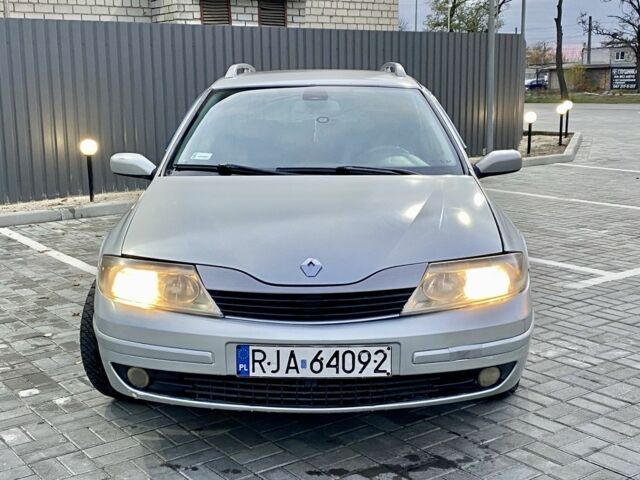 Серый Рено Лагуна, объемом двигателя 2.2 л и пробегом 300 тыс. км за 1450 $, фото 4 на Automoto.ua