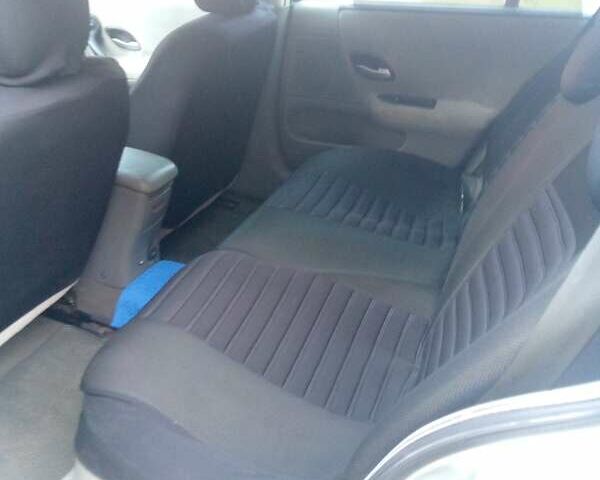 Серый Рено Лагуна, объемом двигателя 1.87 л и пробегом 420 тыс. км за 3300 $, фото 9 на Automoto.ua