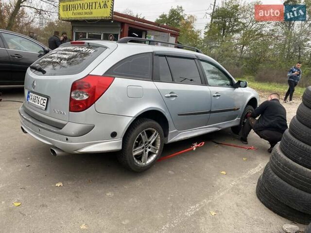 Серый Рено Лагуна, объемом двигателя 1.78 л и пробегом 377 тыс. км за 3800 $, фото 9 на Automoto.ua