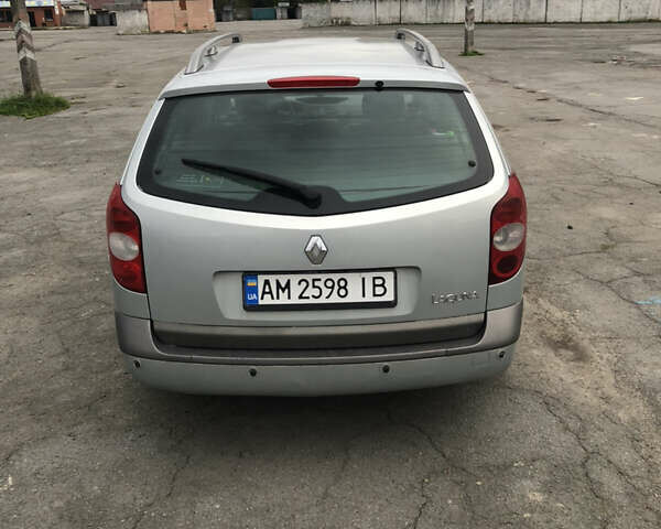 Серый Рено Лагуна, объемом двигателя 2 л и пробегом 249 тыс. км за 3700 $, фото 1 на Automoto.ua