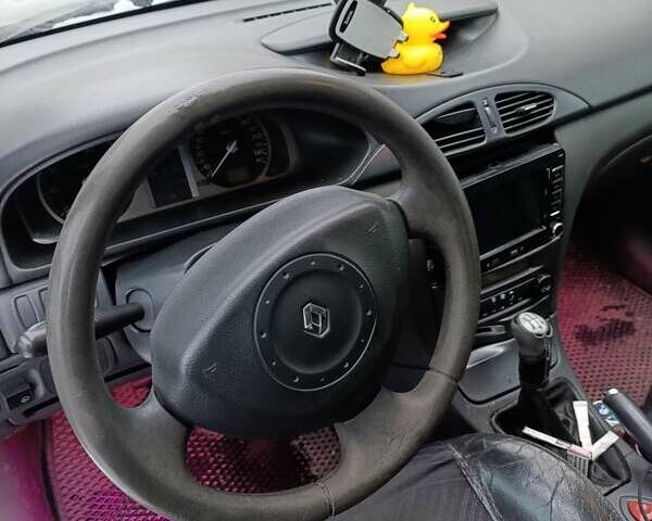 Серый Рено Лагуна, объемом двигателя 1.78 л и пробегом 399 тыс. км за 3000 $, фото 1 на Automoto.ua