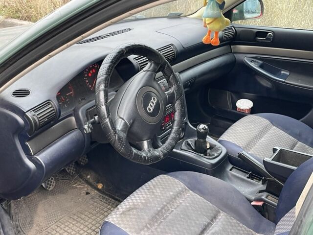 Серый Рено Лагуна, объемом двигателя 2.2 л и пробегом 300 тыс. км за 1450 $, фото 4 на Automoto.ua