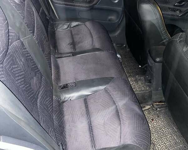 Серый Рено Лагуна, объемом двигателя 1.9 л и пробегом 20 тыс. км за 1500 $, фото 5 на Automoto.ua