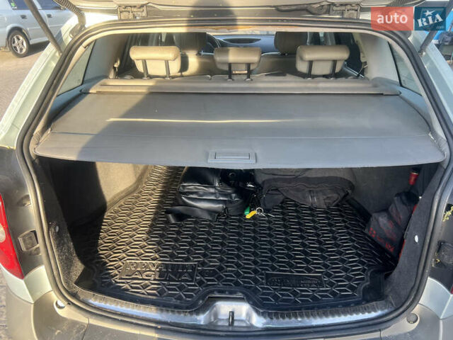 Серый Рено Лагуна, объемом двигателя 2.19 л и пробегом 240 тыс. км за 3000 $, фото 7 на Automoto.ua