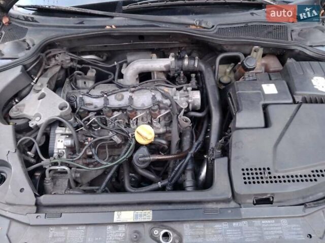 Серый Рено Лагуна, объемом двигателя 1.9 л и пробегом 195 тыс. км за 2800 $, фото 7 на Automoto.ua