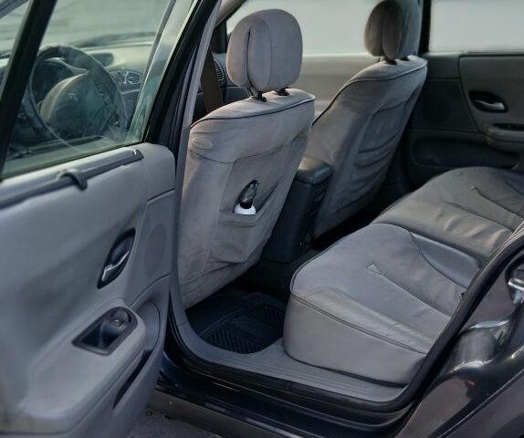 Сірий Рено Лагуна, об'ємом двигуна 1.9 л та пробігом 294 тис. км за 3500 $, фото 7 на Automoto.ua